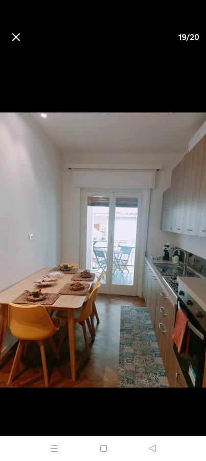 Casa Vacanze Monroe Палермо Екстериор снимка